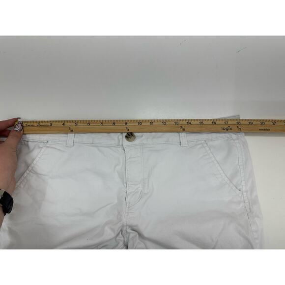 SO Womens Juniors Shorts Size 17 White Chino Favorite Low Rise Midi - Picture 7 of 10